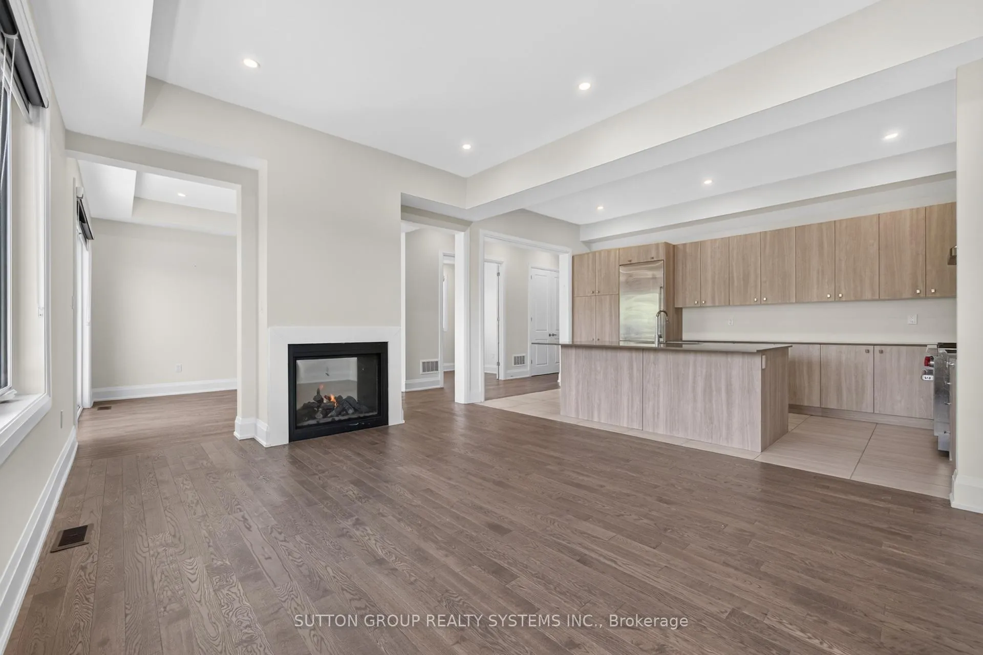 Photo 24 of 598 Kleinburg Summit Way, Vaughan, Kleinburg — HOMEH