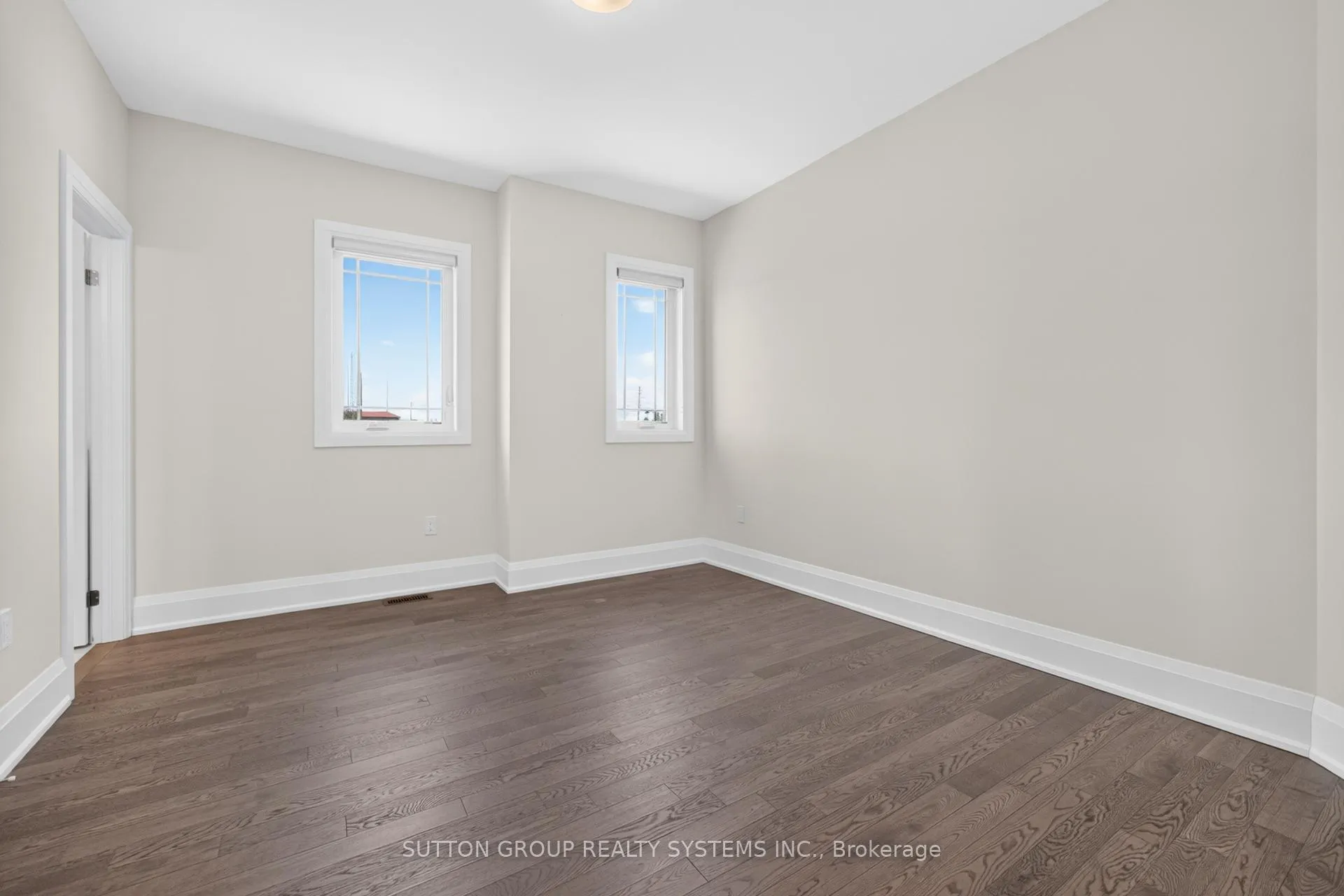 Photo 32 of 598 Kleinburg Summit Way, Vaughan, Kleinburg — HOMEH