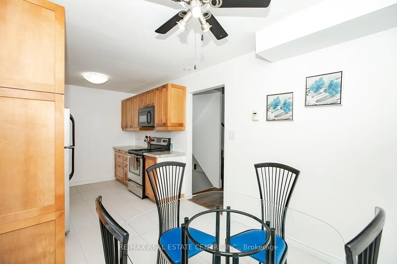 Photo 9 of Unit 27, 31 Parkview Drive, Orangeville — HOMEH