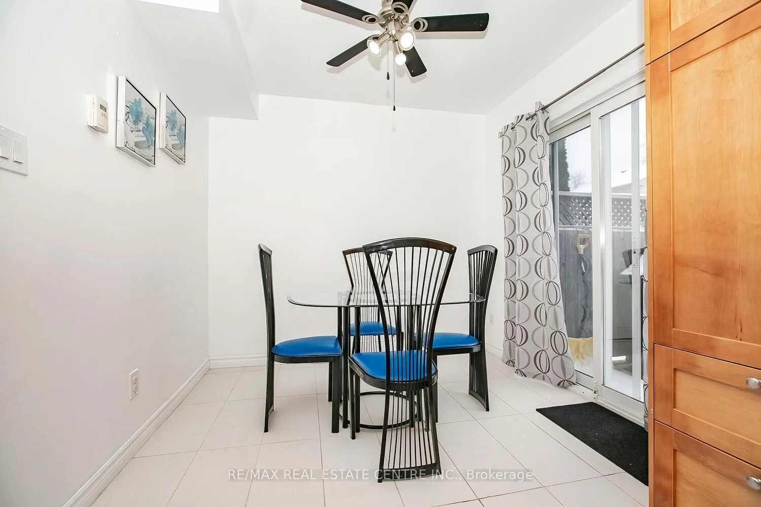 Photo 11 of Unit 27, 31 Parkview Drive, Orangeville — HOMEH