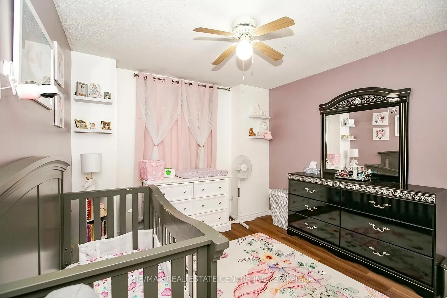 Photo 18 of Unit 27, 31 Parkview Drive, Orangeville — HOMEH