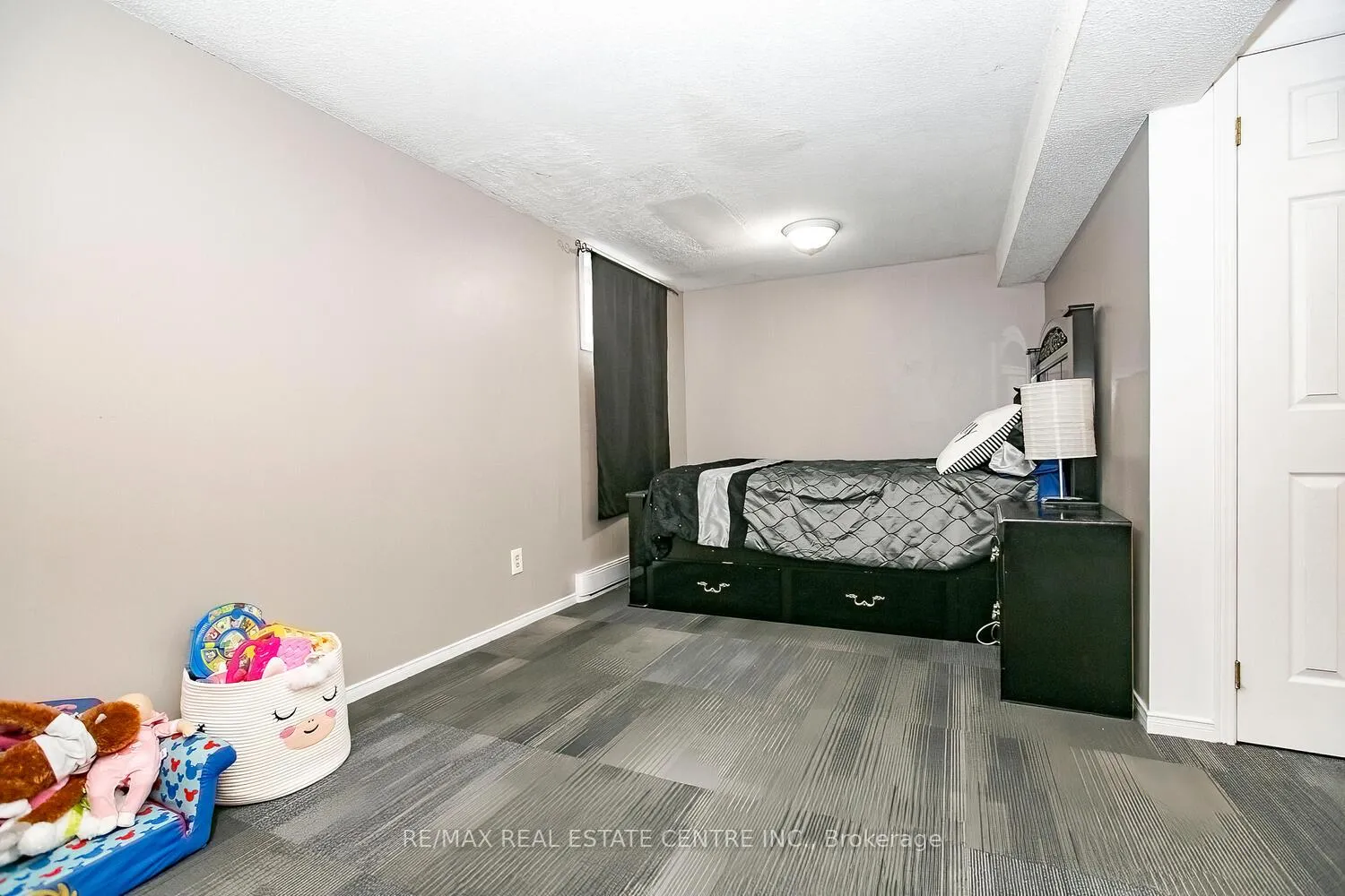 Photo 23 of Unit 27, 31 Parkview Drive, Orangeville — HOMEH