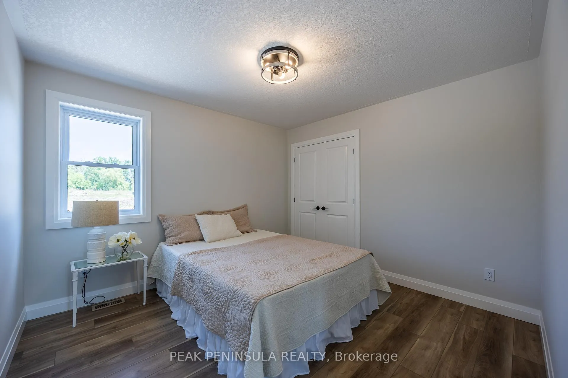 Photo 10 of 71 Hunter Drive S, Norfolk, Port Rowan — HOMEH