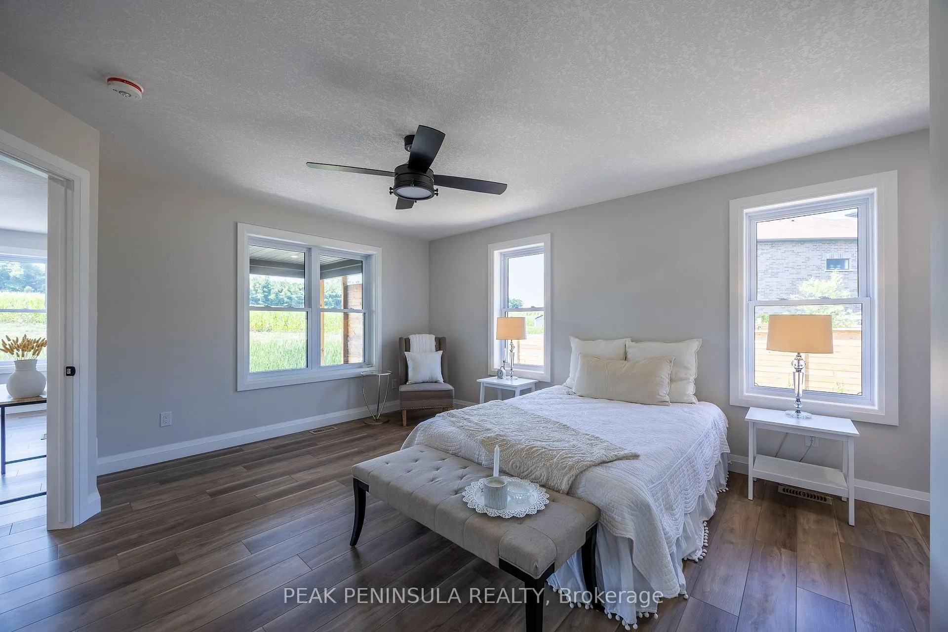 Photo 11 of 71 Hunter Drive S, Norfolk, Port Rowan — HOMEH