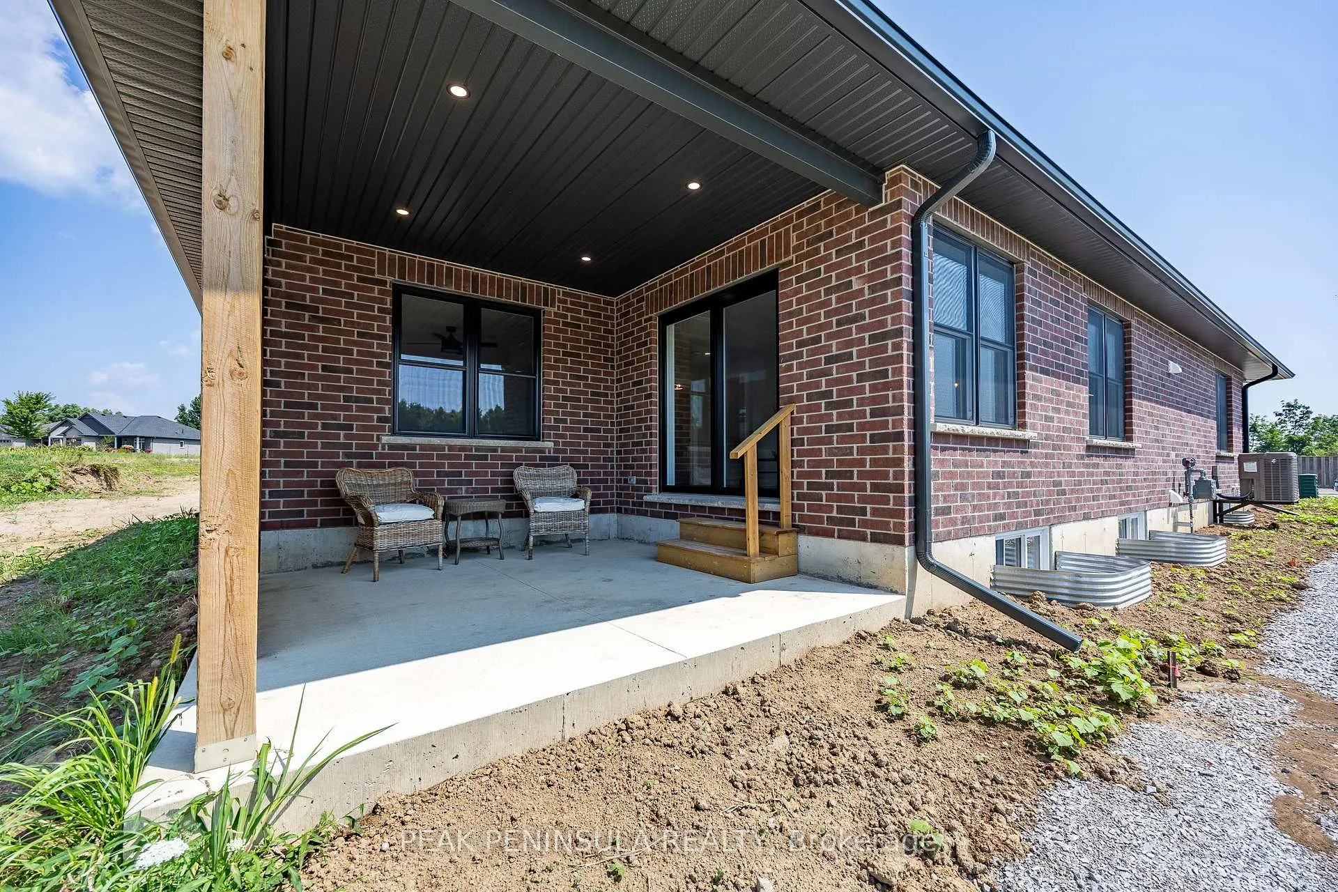 Photo 18 of 71 Hunter Drive S, Norfolk, Port Rowan — HOMEH