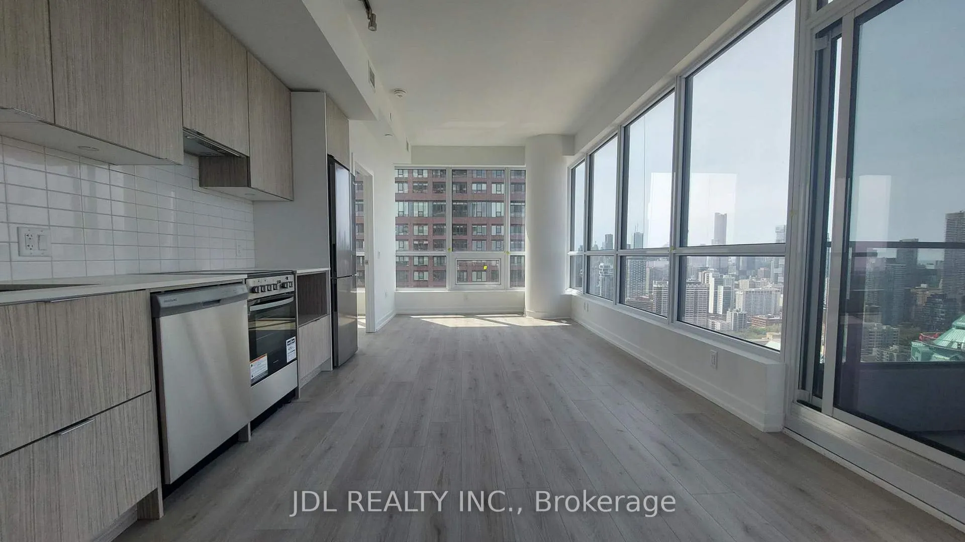Photo 1 of Unit 3702, 395 Bloor Street E, Toronto, North St. James Town — HOMEH