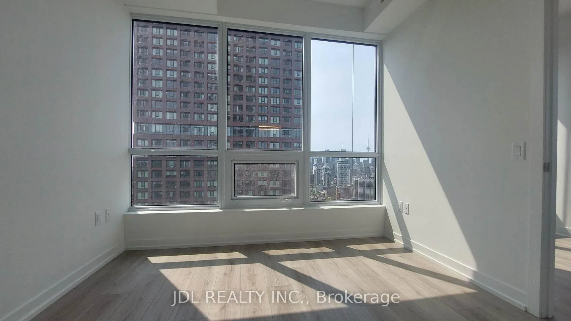 Photo 8 of Unit 3702, 395 Bloor Street E, Toronto, North St. James Town — HOMEH