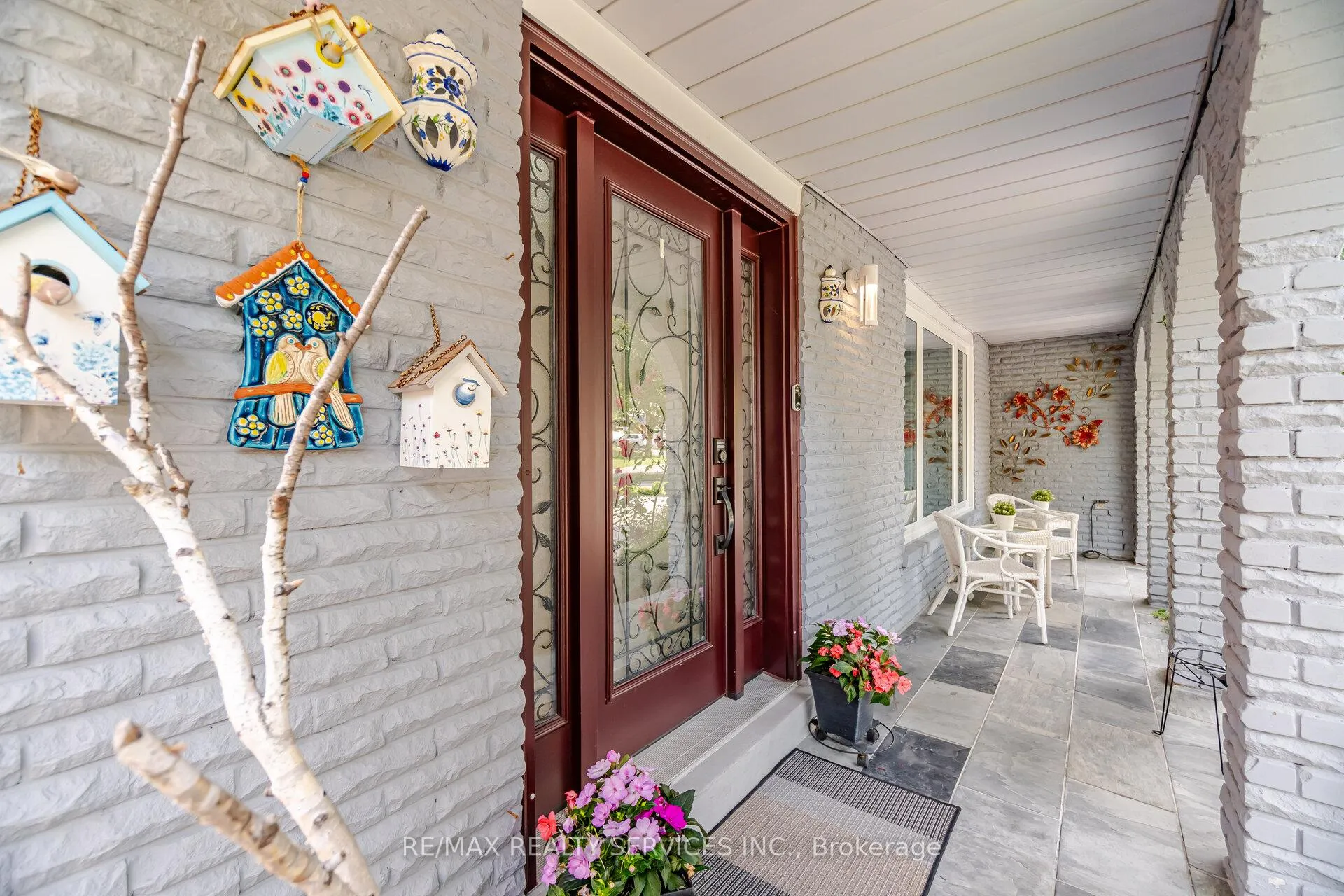 Photo 4 of 133 Romfield Circuit, Markham, Royal Orchard — HOMEH