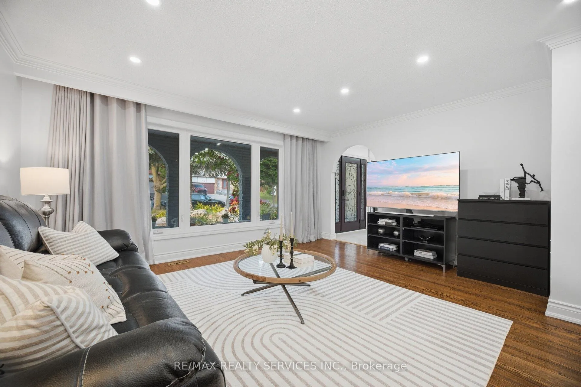 Photo 12 of 133 Romfield Circuit, Markham, Royal Orchard — HOMEH