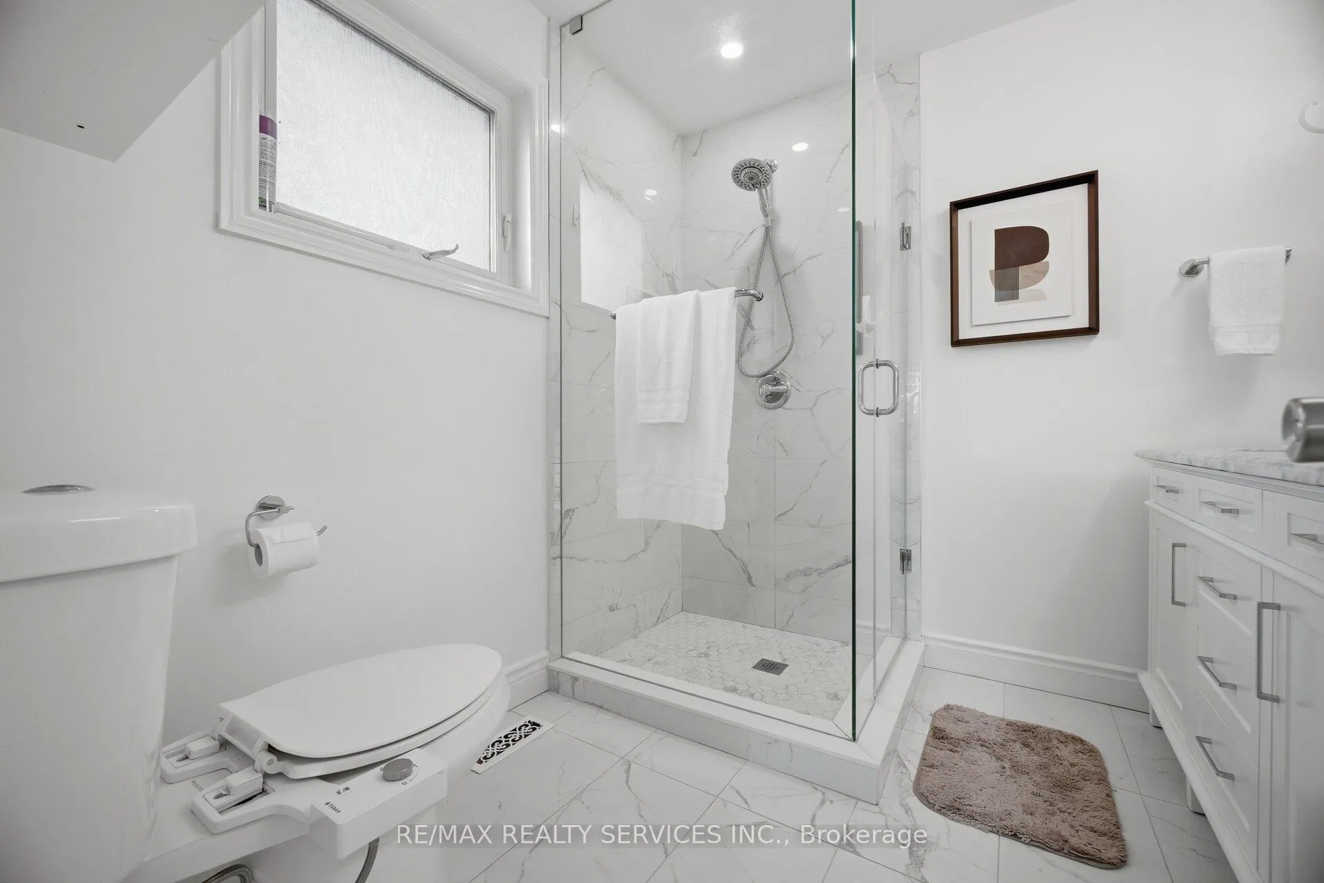 Photo 21 of 133 Romfield Circuit, Markham, Royal Orchard — HOMEH