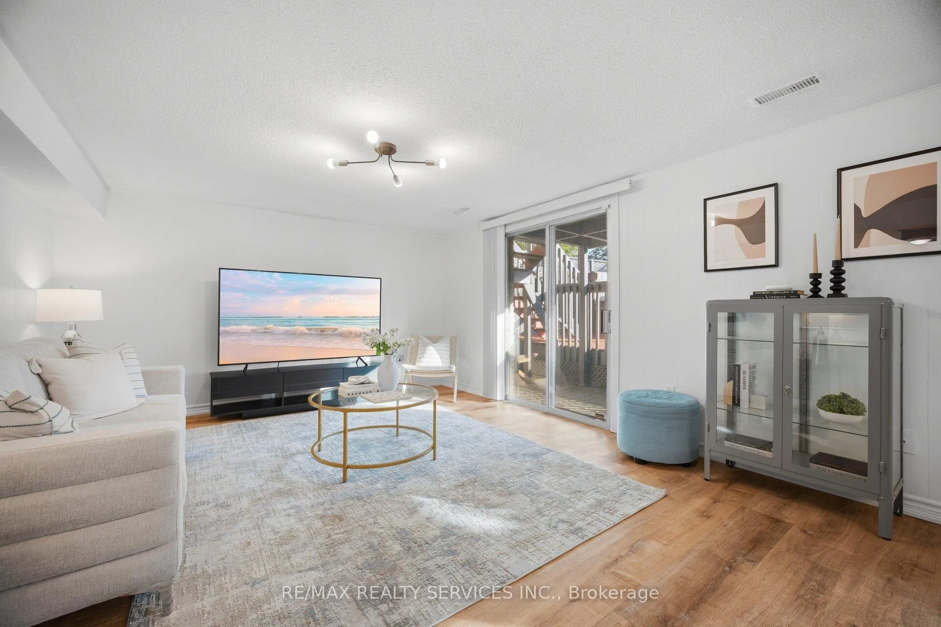 Photo 30 of 133 Romfield Circuit, Markham, Royal Orchard — HOMEH