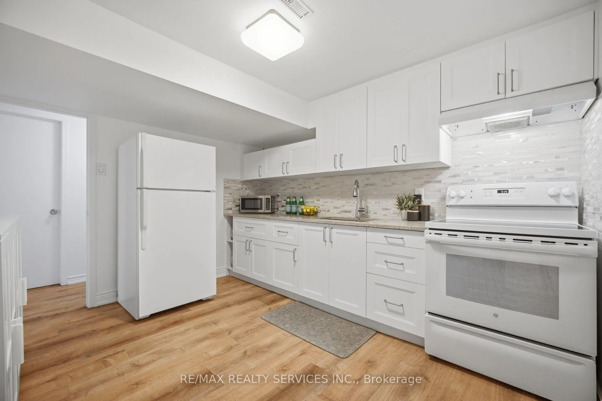 Photo 36 of 133 Romfield Circuit, Markham, Royal Orchard — HOMEH