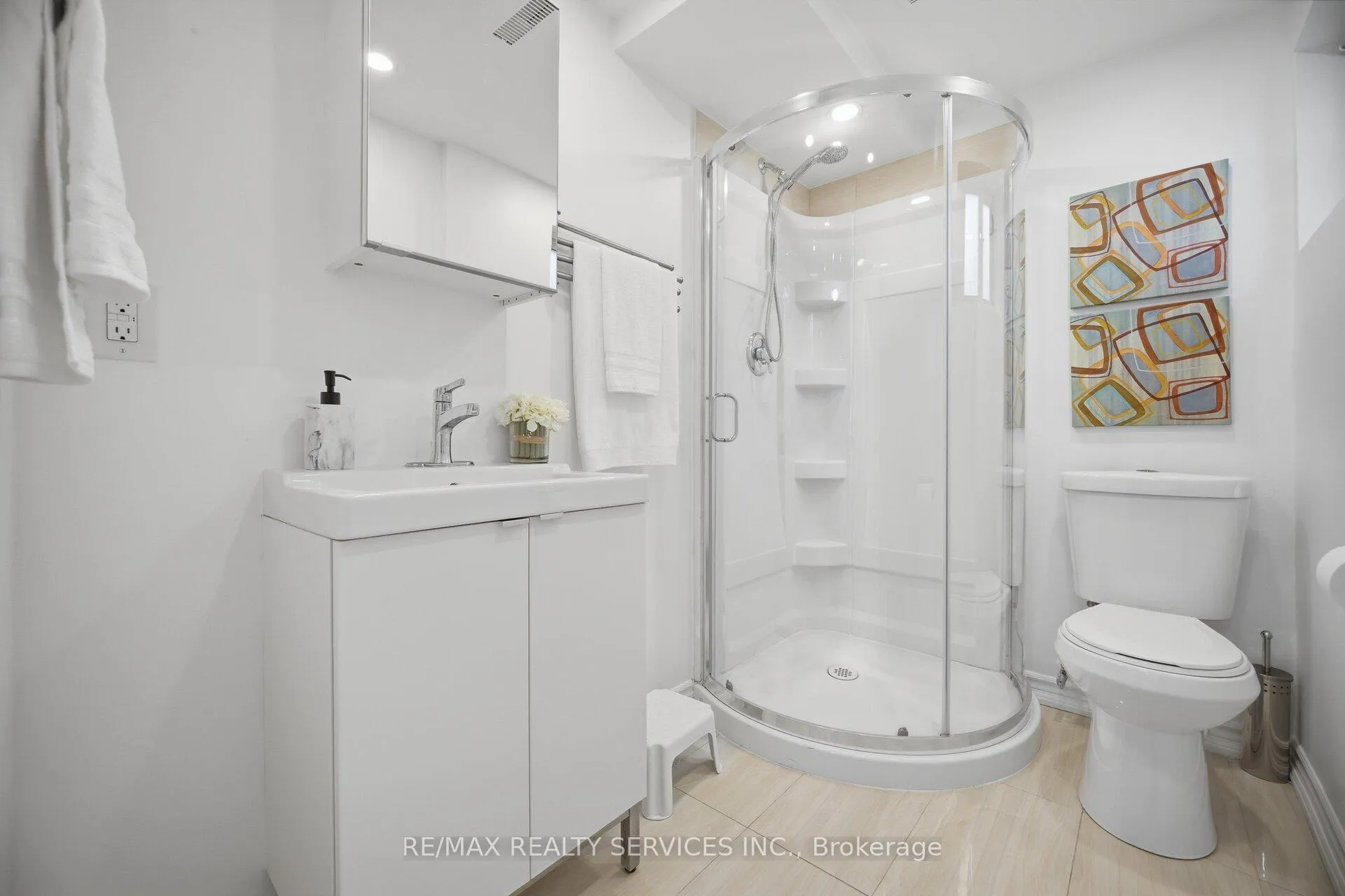 Photo 38 of 133 Romfield Circuit, Markham, Royal Orchard — HOMEH