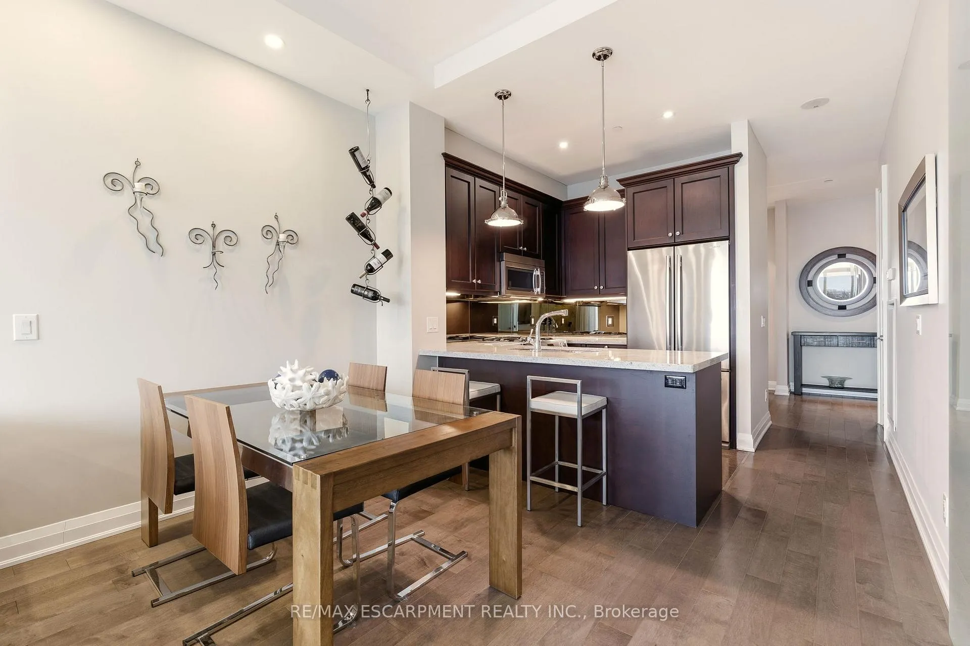 Photo 14 of Unit 703, 11 Bronte Road, Oakville, Bronte — HOMEH
