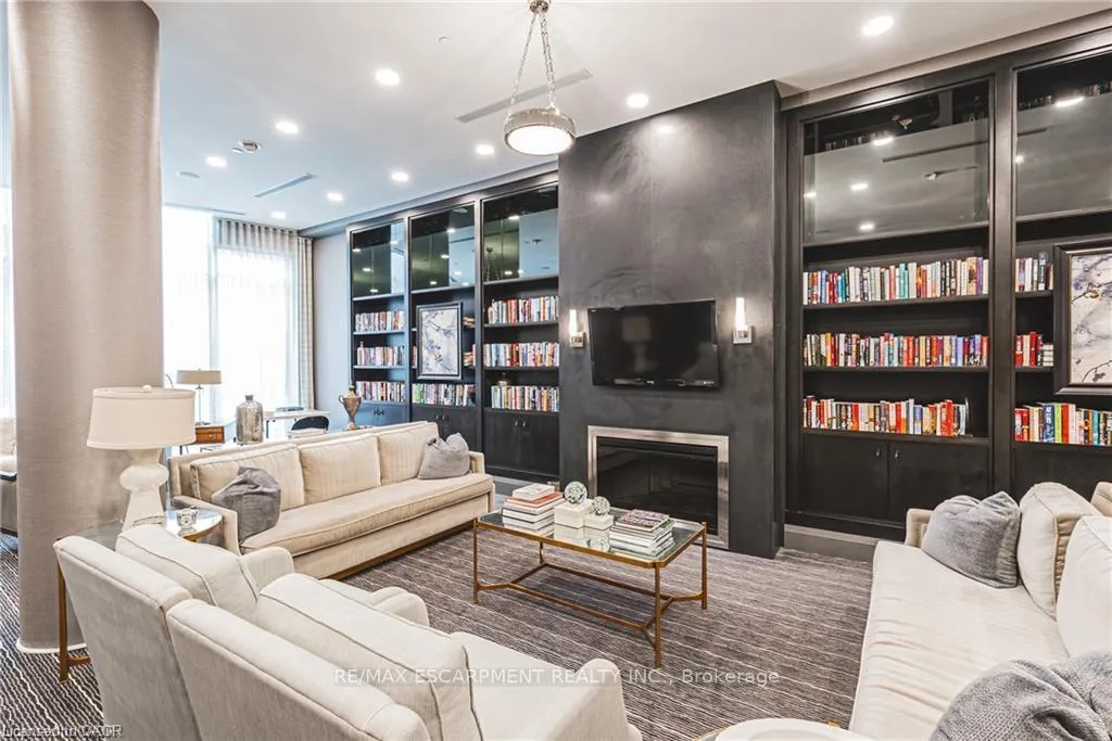 Photo 30 of Unit 703, 11 Bronte Road, Oakville, Bronte — HOMEH