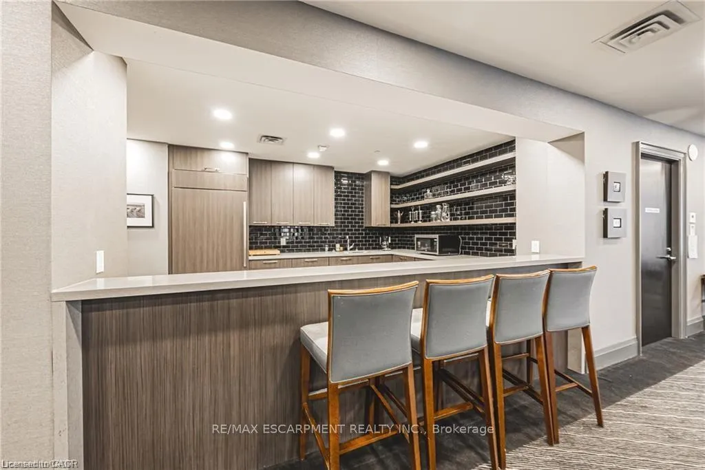 Photo 38 of Unit 703, 11 Bronte Road, Oakville, Bronte — HOMEH