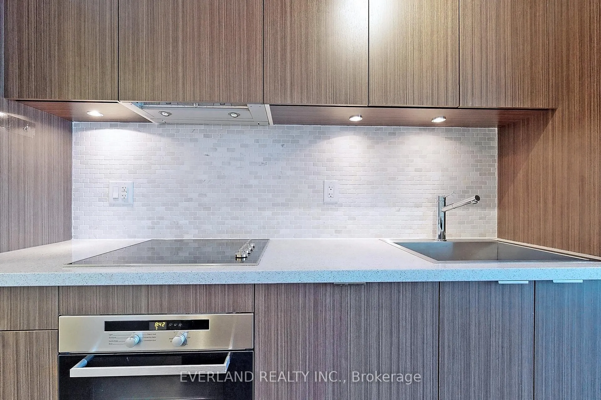 Photo 11 of Unit 1507, 21 Widmer Street, Toronto, Waterfront Communities — HOMEH