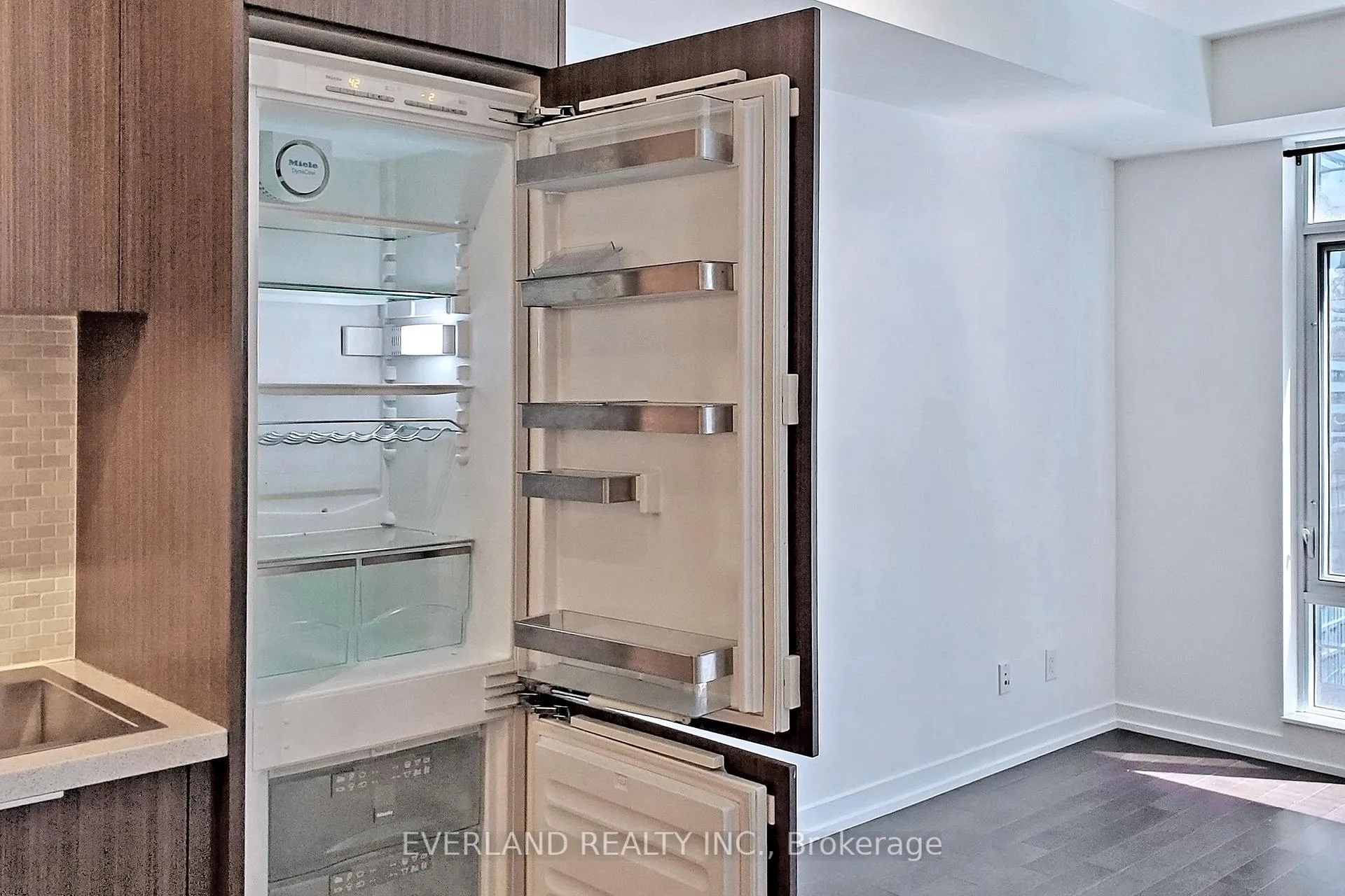 Photo 13 of Unit 1507, 21 Widmer Street, Toronto, Waterfront Communities — HOMEH