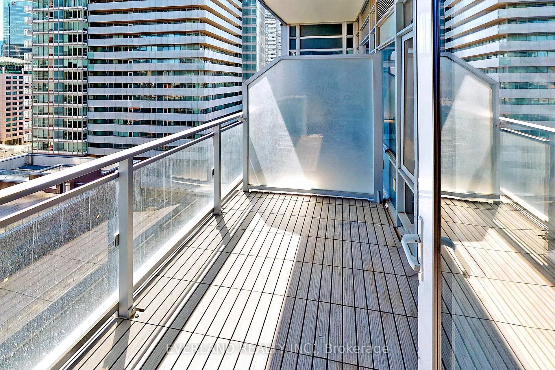 Photo 23 of Unit 1507, 21 Widmer Street, Toronto, Waterfront Communities — HOMEH