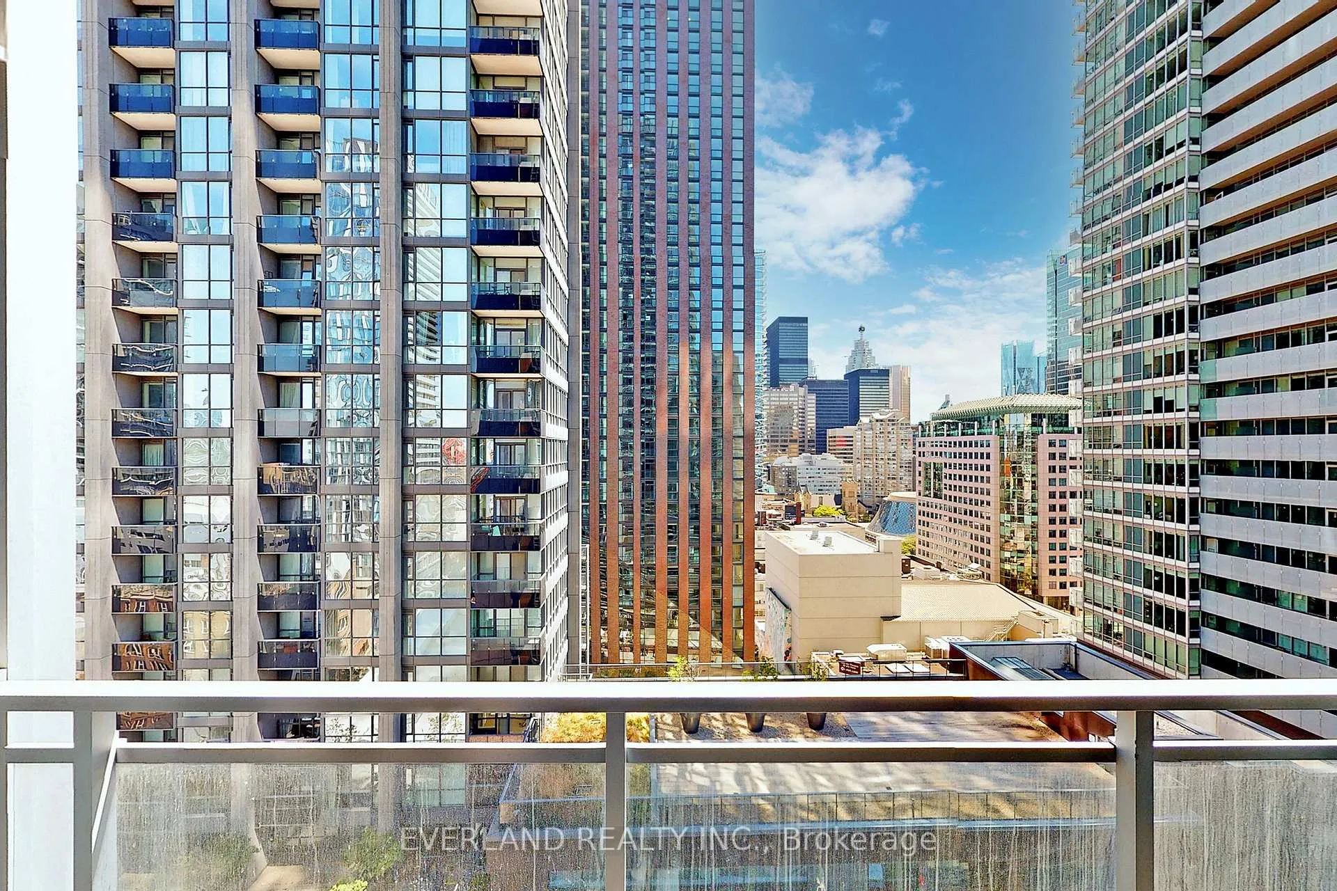 Photo 26 of Unit 1507, 21 Widmer Street, Toronto, Waterfront Communities — HOMEH