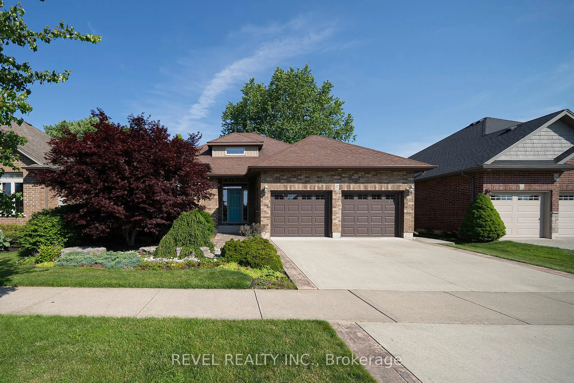 Photo 1 of 37 Mulberry Lane, Norfolk, Port Dover — HOMEH