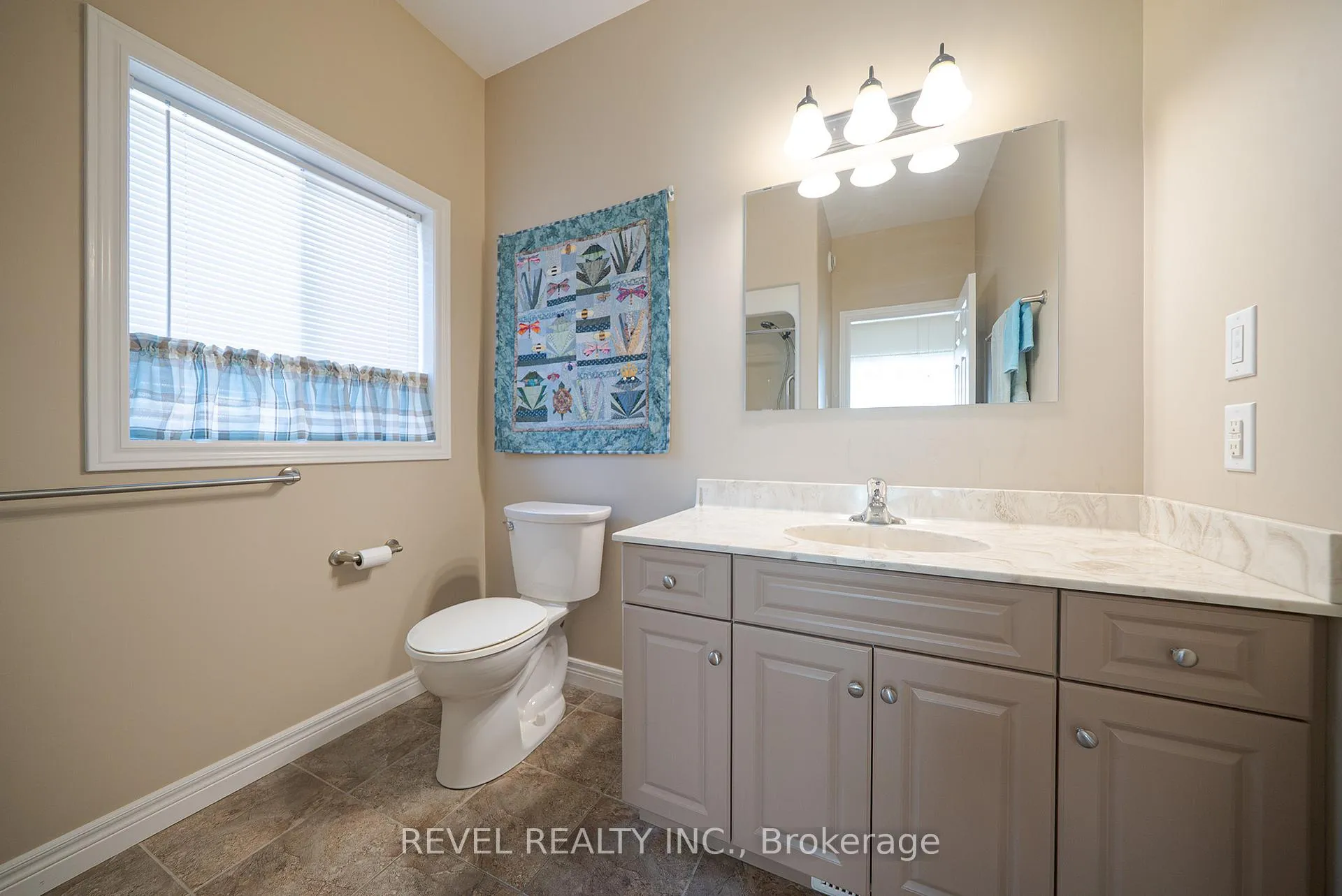 Photo 15 of 37 Mulberry Lane, Norfolk, Port Dover — HOMEH