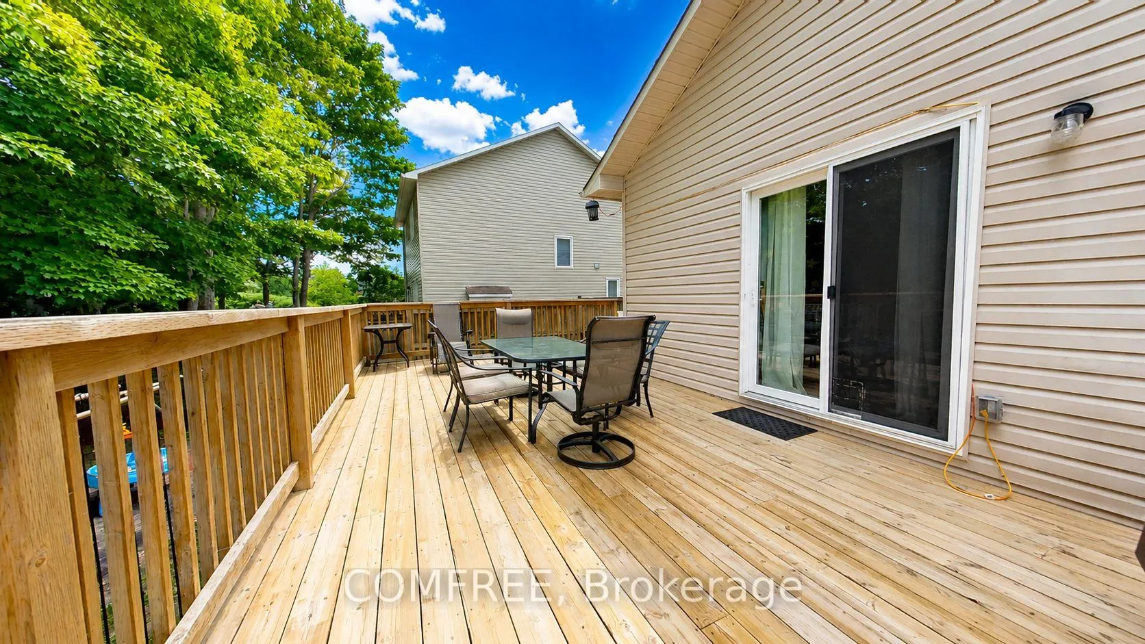 Photo 23 of 459 Moffatt Street, Carleton Place, Carleton Place — HOMEH
