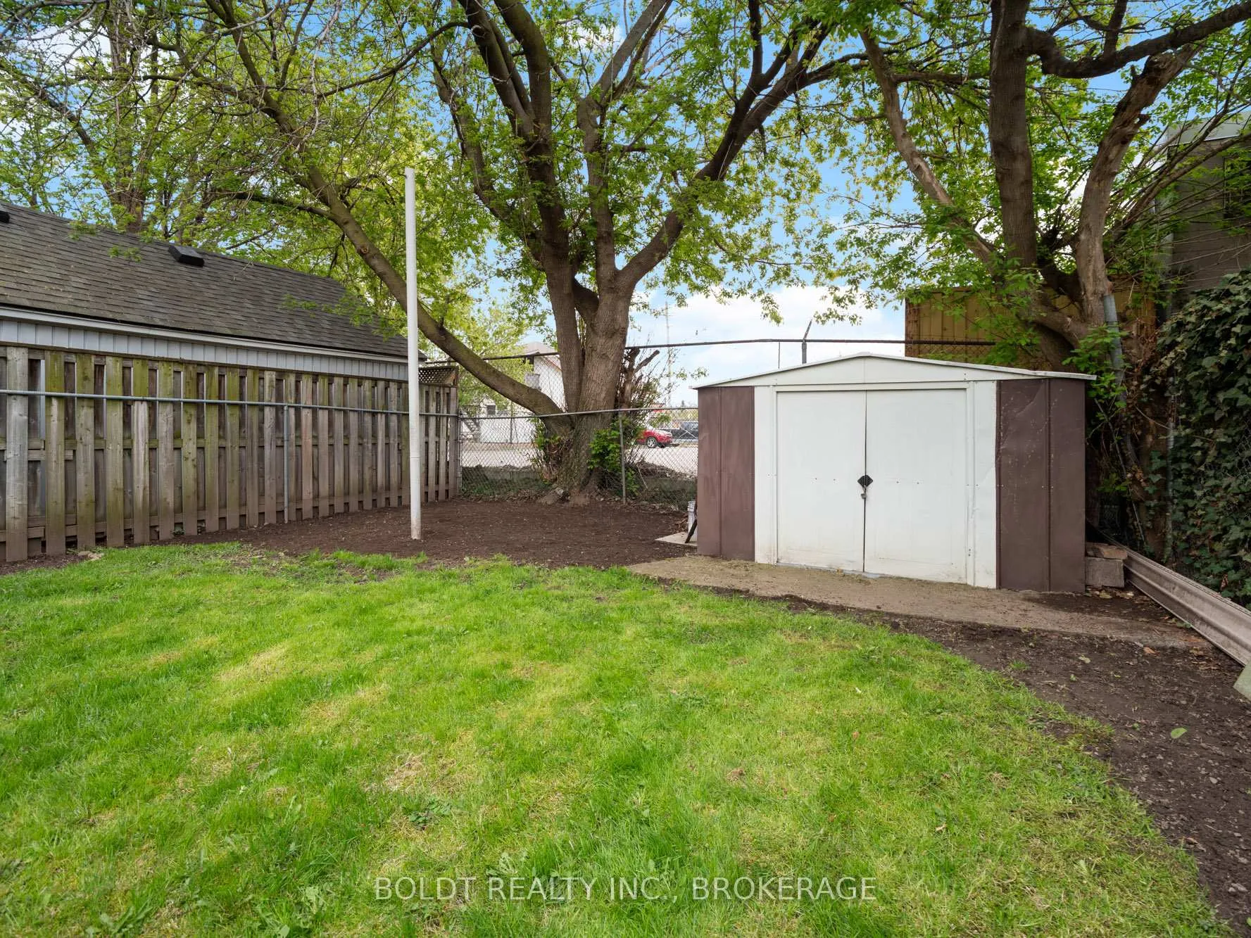 Photo 23 of 78 Maple Street, St. Catharines, Downtown — HOMEH