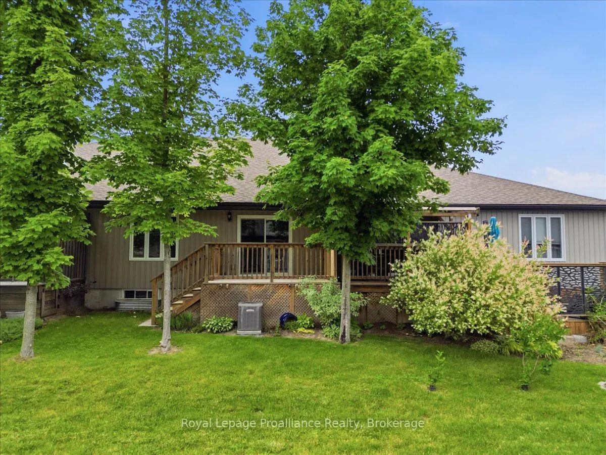 Photo 2 of 60 Conger Drive, Prince Edward County, Wellington — HOMEH
