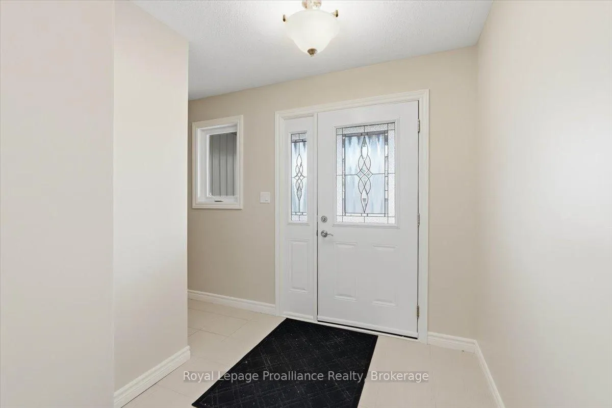 Photo 5 of 60 Conger Drive, Prince Edward County, Wellington — HOMEH