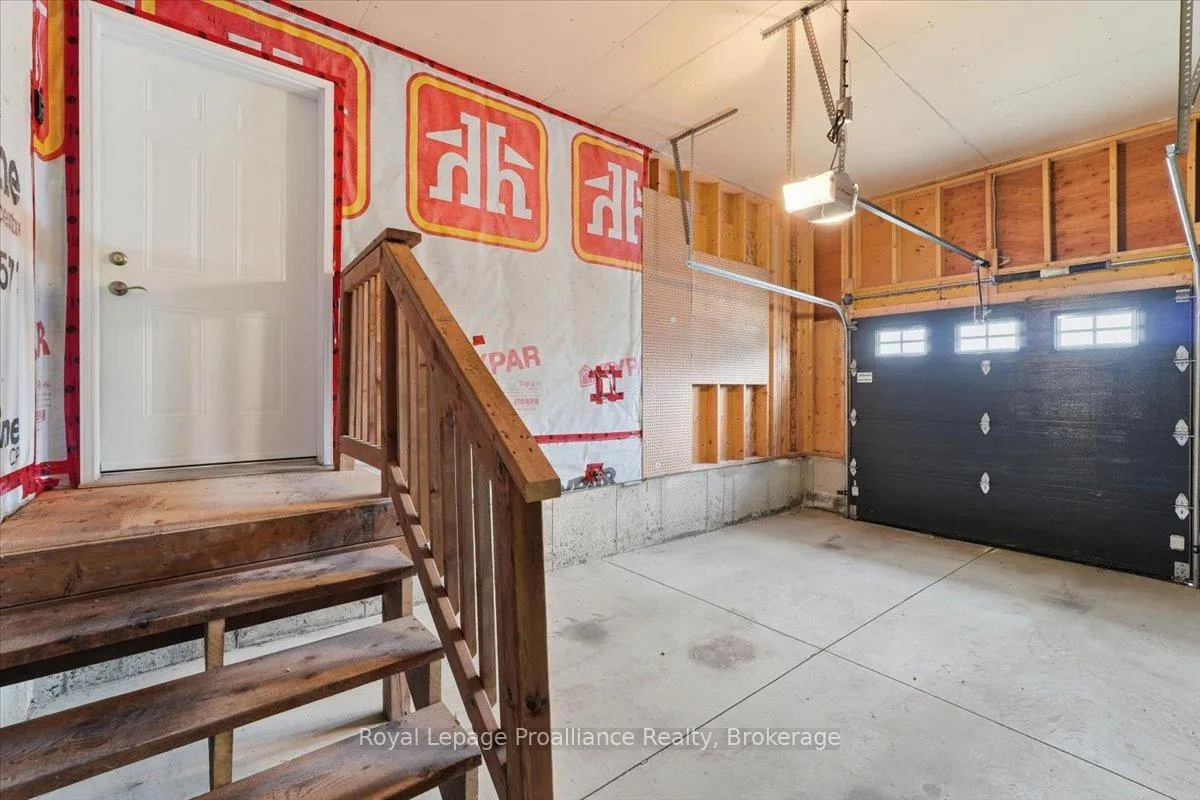 Photo 7 of 60 Conger Drive, Prince Edward County, Wellington — HOMEH