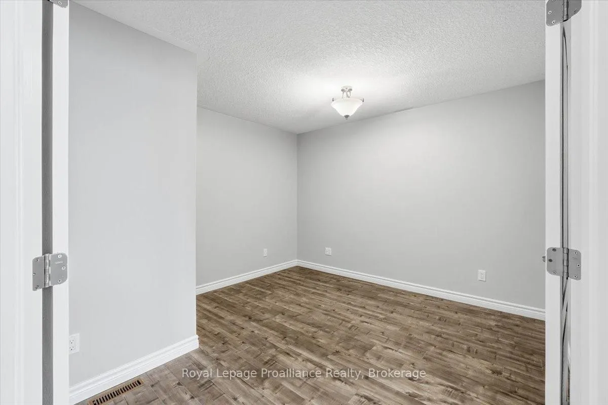 Photo 8 of 60 Conger Drive, Prince Edward County, Wellington — HOMEH