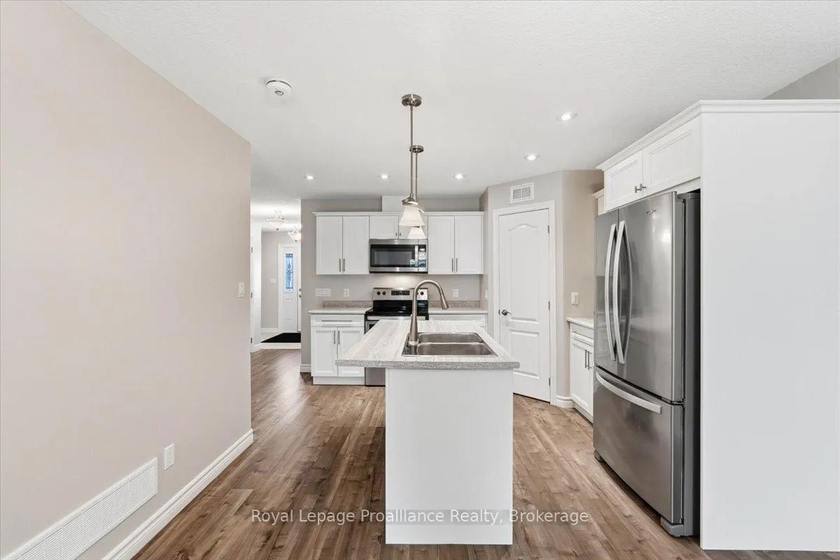 Photo 12 of 60 Conger Drive, Prince Edward County, Wellington — HOMEH