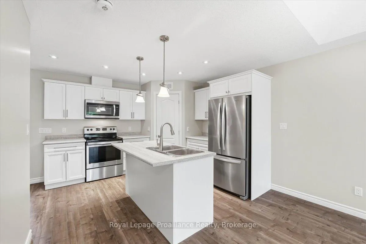 Photo 13 of 60 Conger Drive, Prince Edward County, Wellington — HOMEH