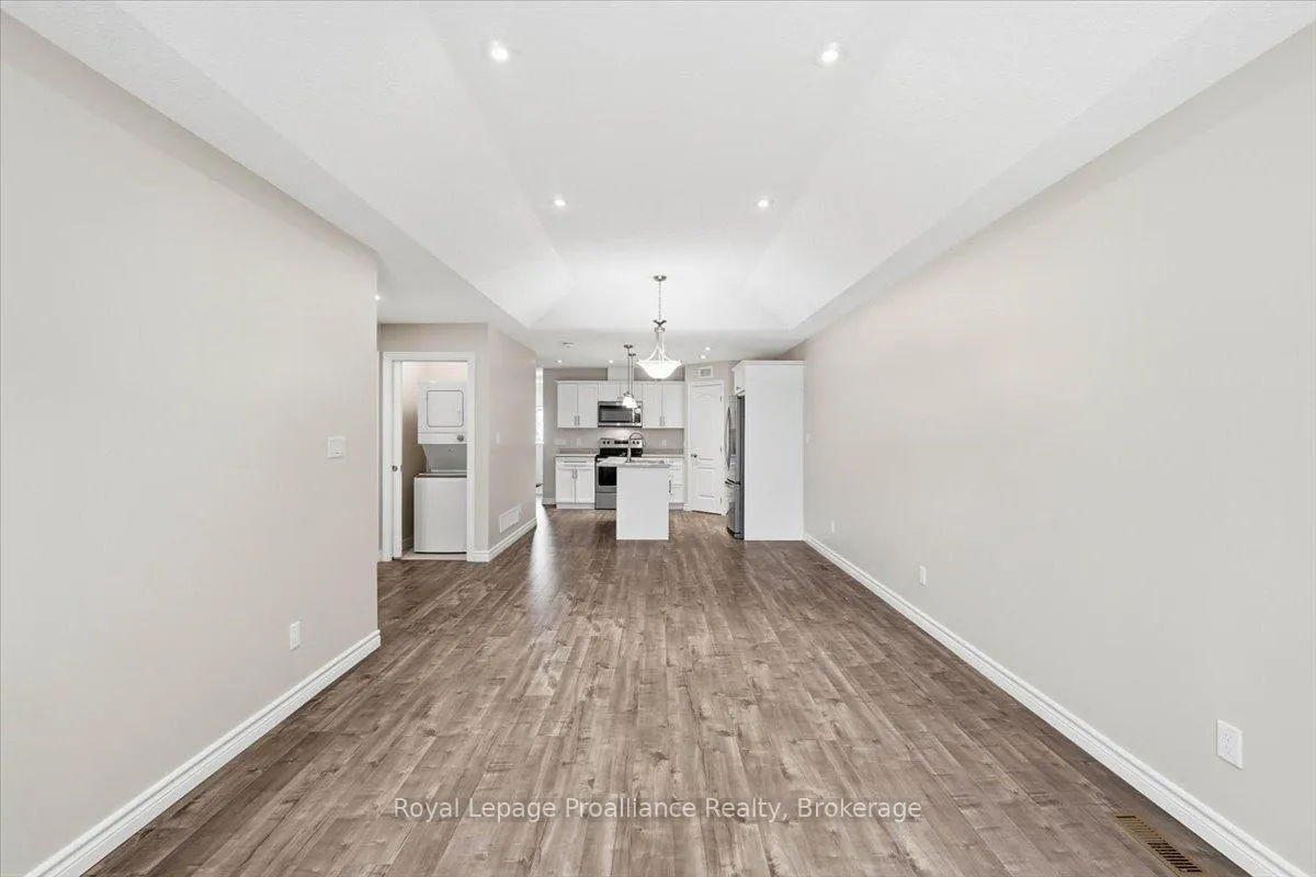 Photo 15 of 60 Conger Drive, Prince Edward County, Wellington — HOMEH