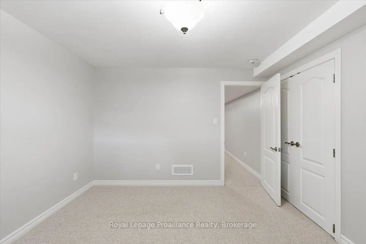 Photo 27 of 60 Conger Drive, Prince Edward County, Wellington — HOMEH