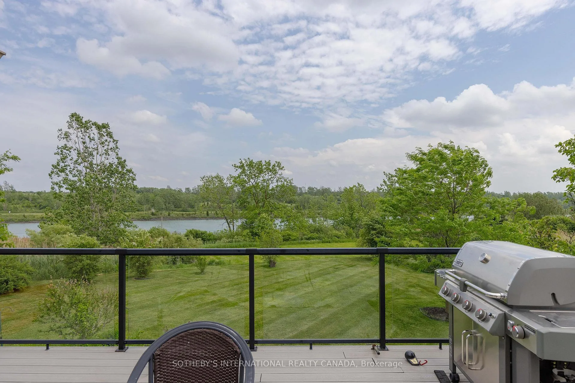 Photo 35 of 208 Muirfield Trail, Welland, Hwy 406/Welland — HOMEH