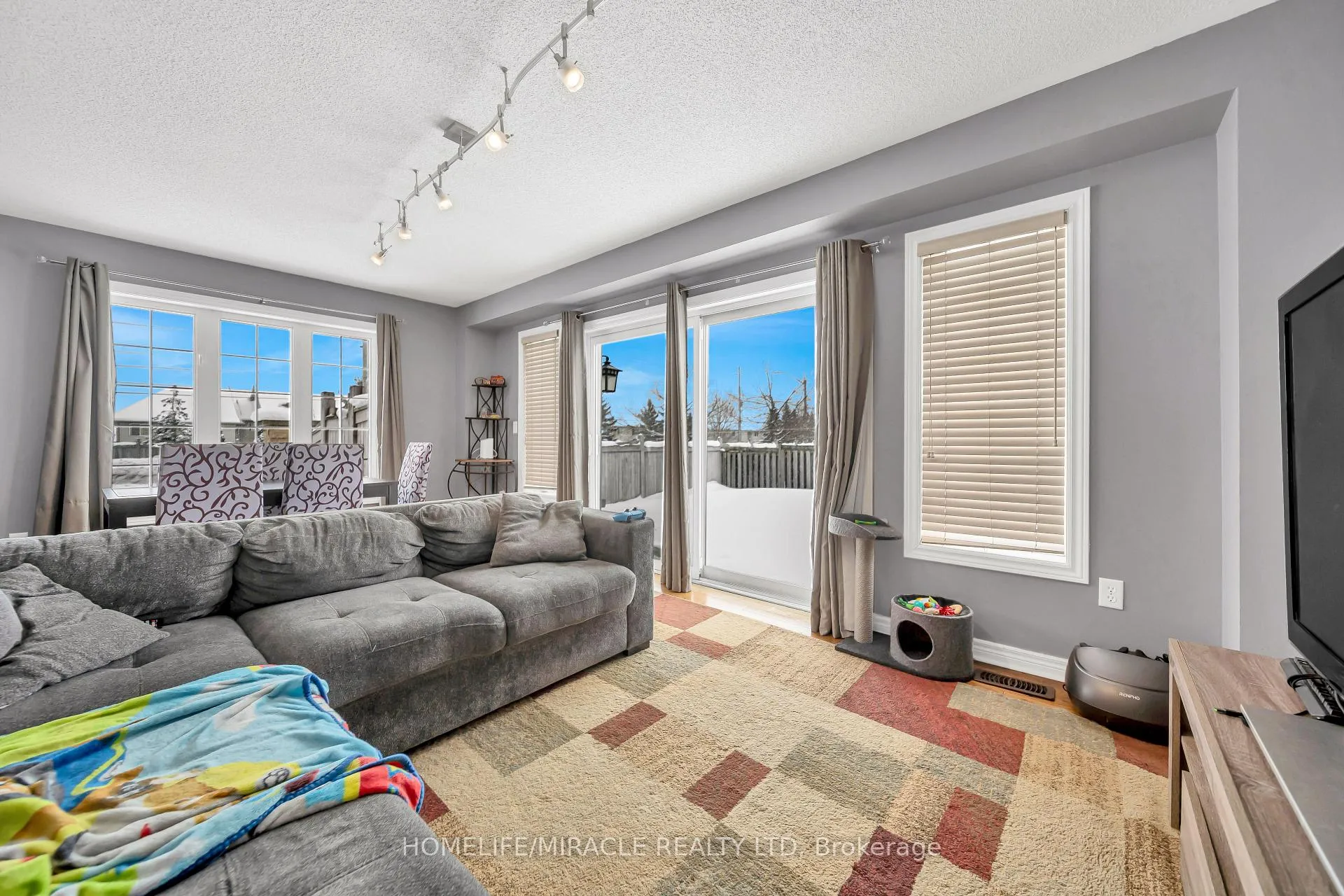 Photo 9 of 51 Touchette Drive, Barrie, Holly — HOMEH