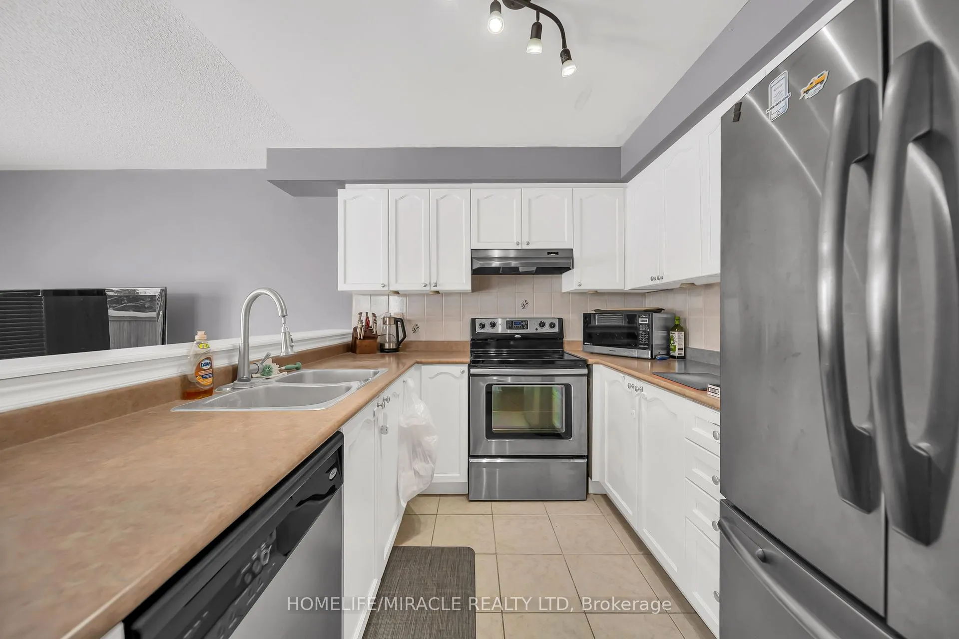 Photo 15 of 51 Touchette Drive, Barrie, Holly — HOMEH