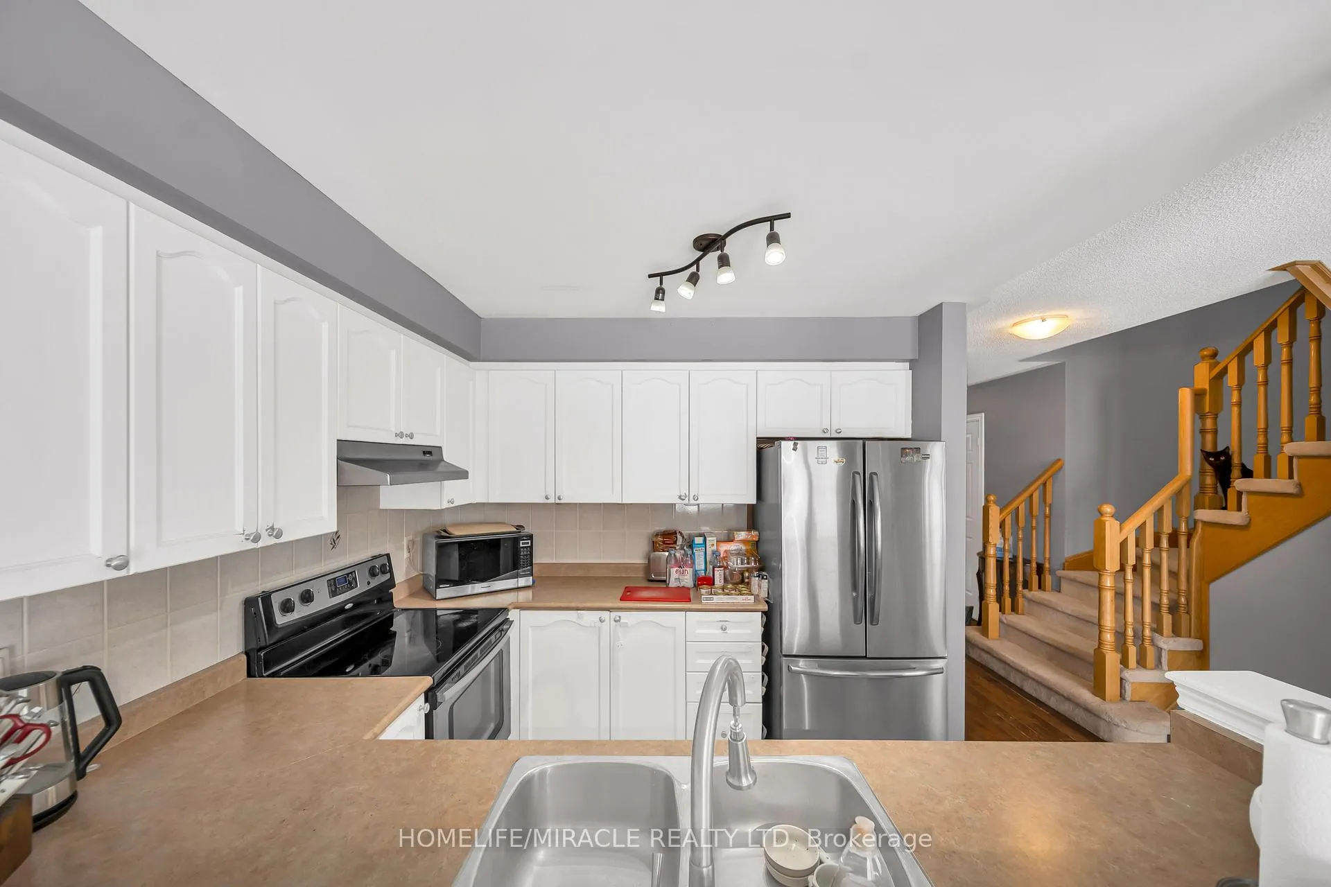 Photo 18 of 51 Touchette Drive, Barrie, Holly — HOMEH