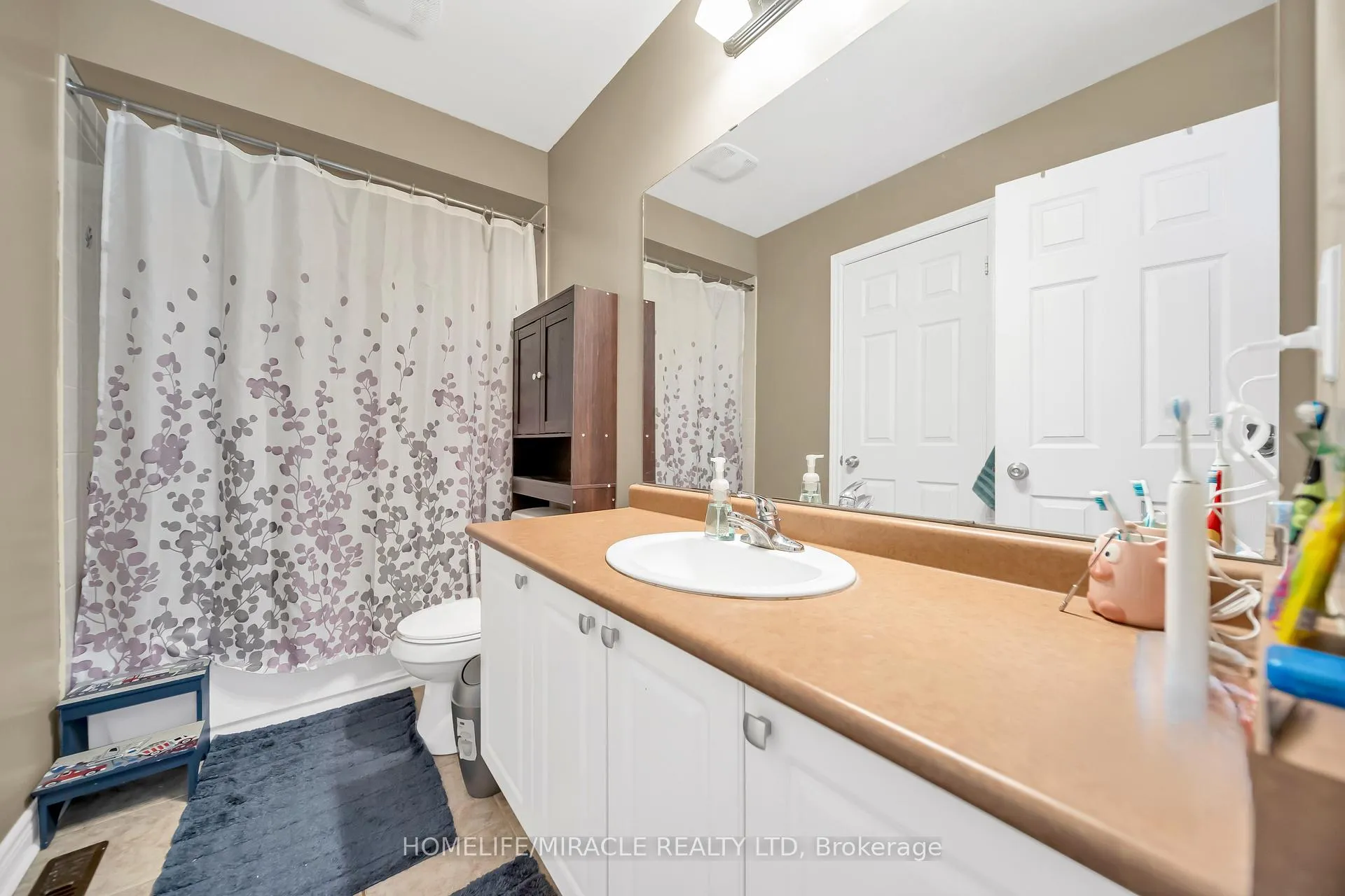 Photo 24 of 51 Touchette Drive, Barrie, Holly — HOMEH