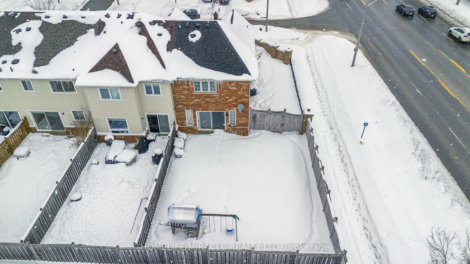 Photo 38 of 51 Touchette Drive, Barrie, Holly — HOMEH