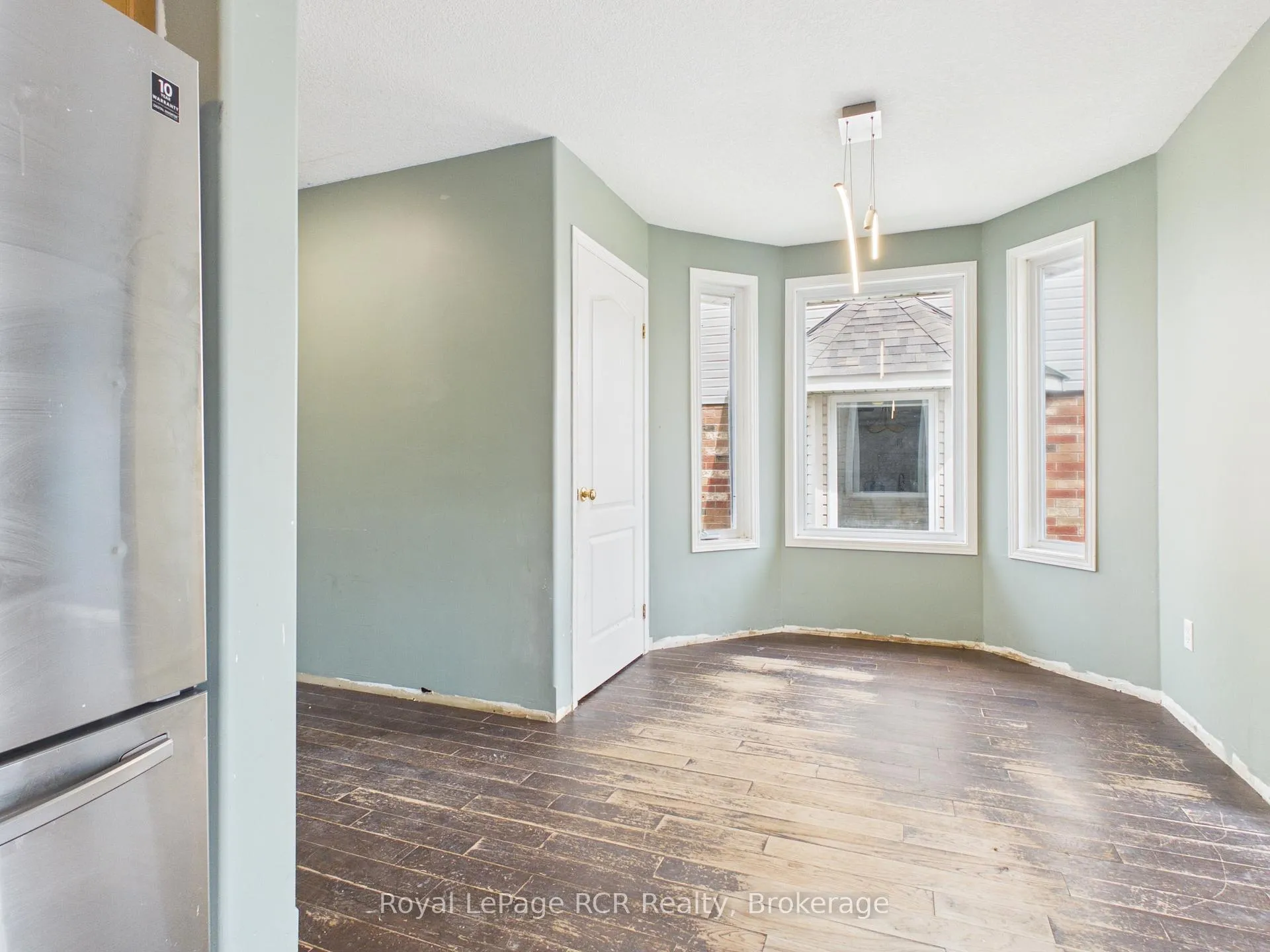 Photo 10 of 11 Wallace Street, New Tecumseth, Alliston — HOMEH