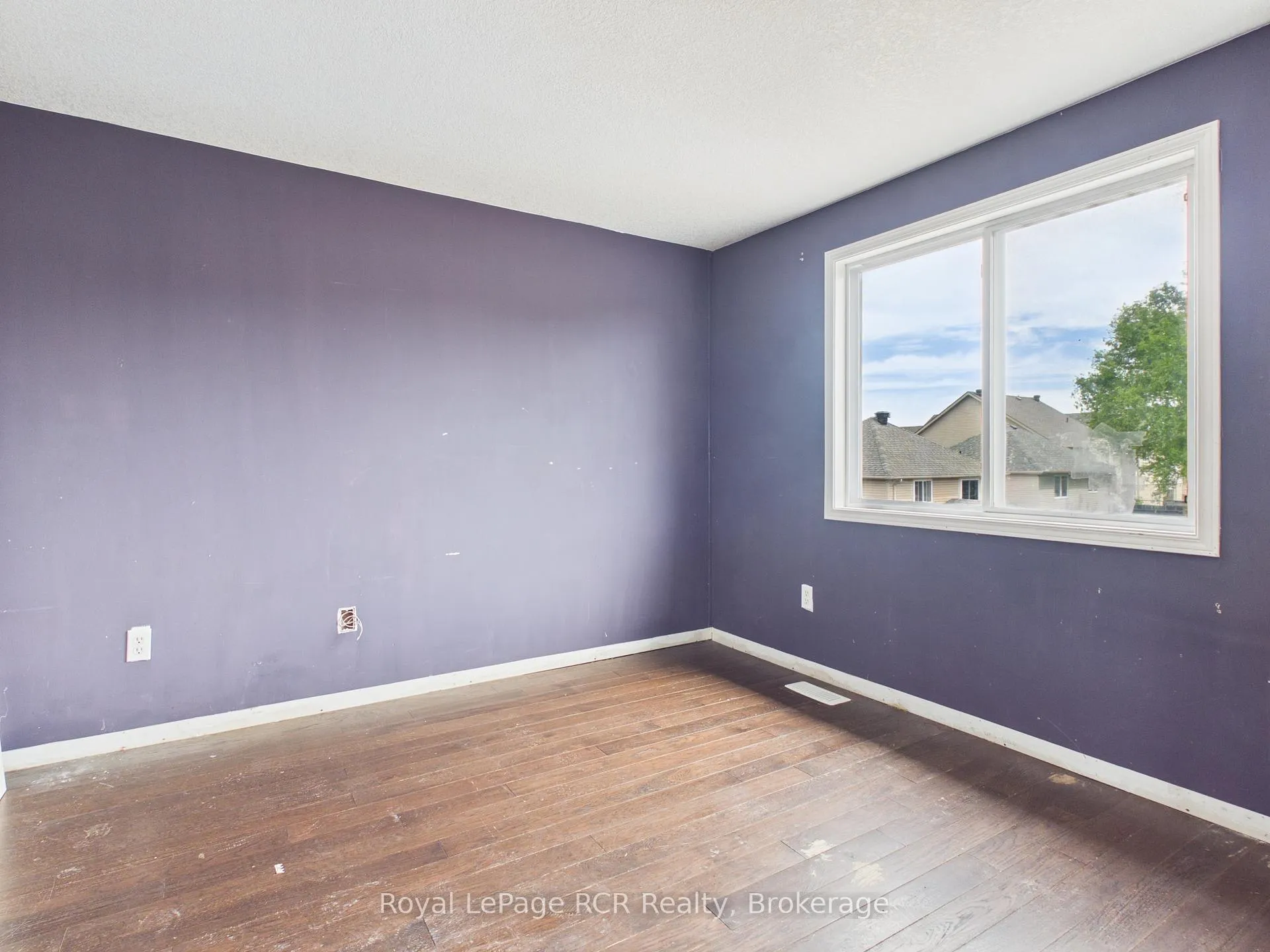 Photo 16 of 11 Wallace Street, New Tecumseth, Alliston — HOMEH