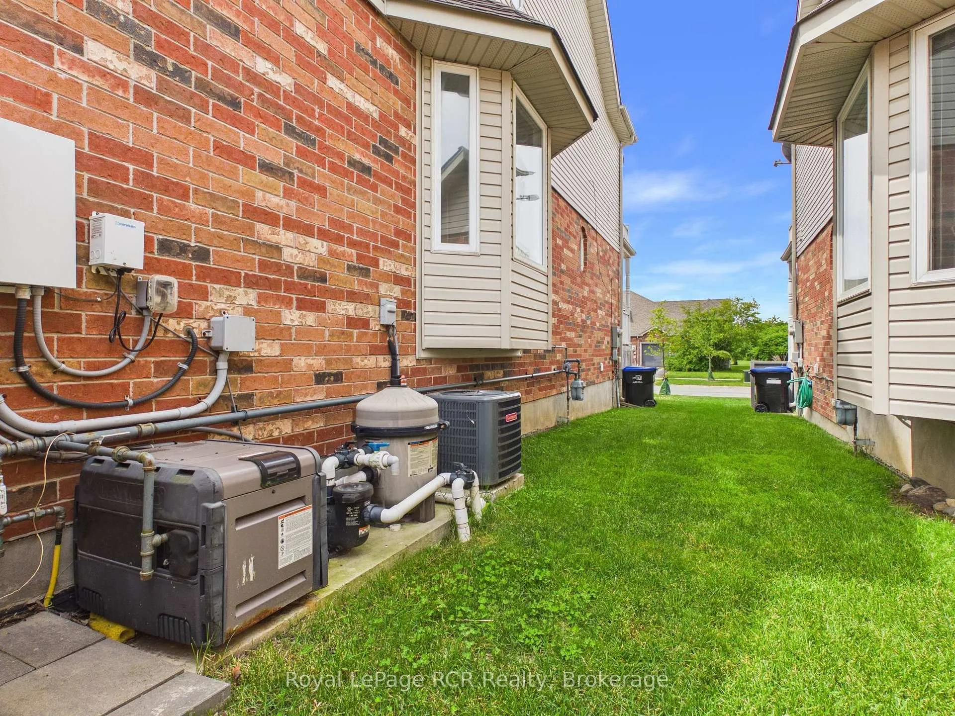 Photo 36 of 11 Wallace Street, New Tecumseth, Alliston — HOMEH