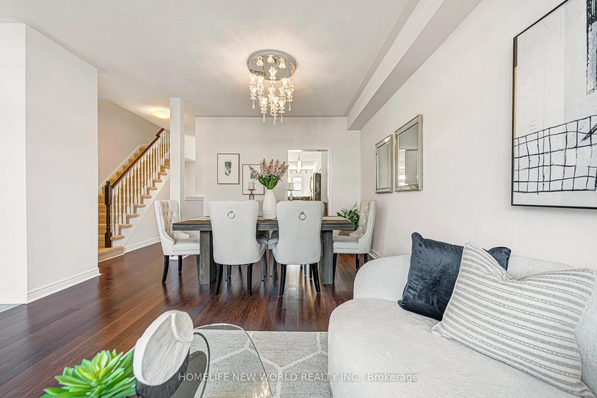 Photo 4 of 2957 Bur Oak Avenue, Markham, Cornell — HOMEH