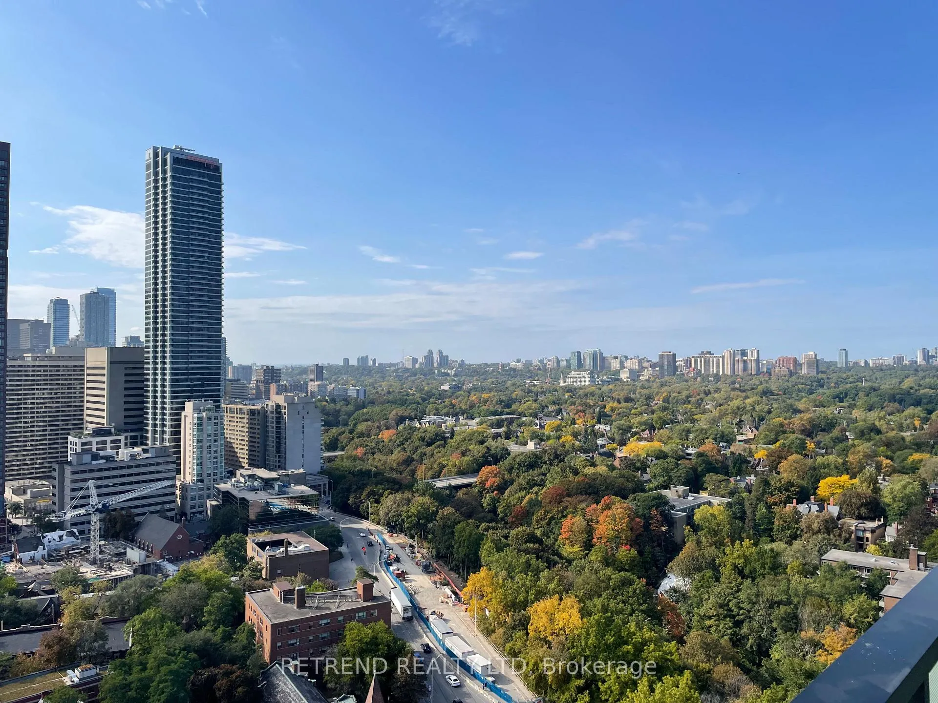 Photo 2 of Unit 2409, 575 Bloor Street E, Toronto, North St. James Town — HOMEH