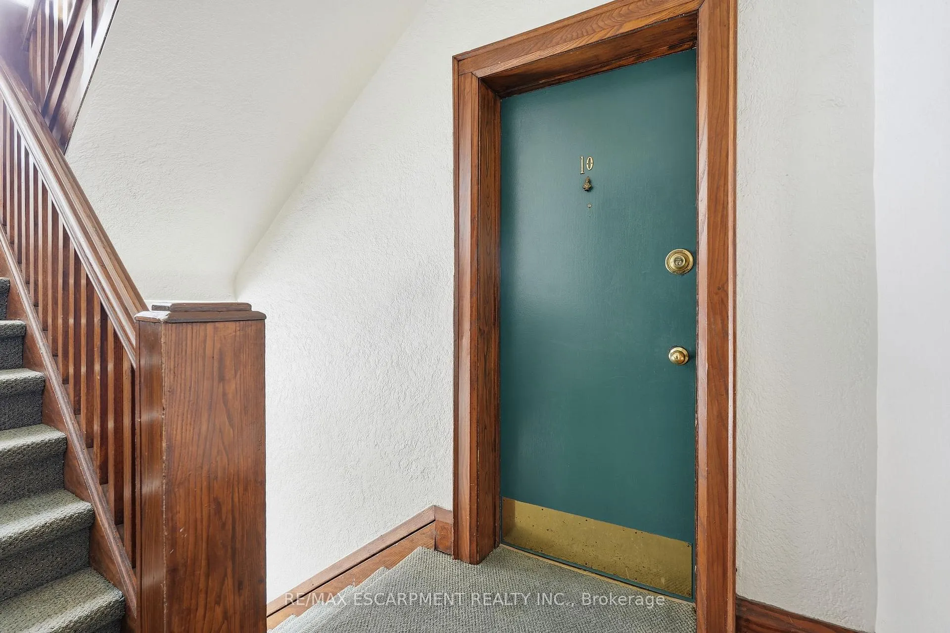 Photo 5 of Unit 10, 97 Connaught Avenue, Hamilton, Stipley — HOMEH