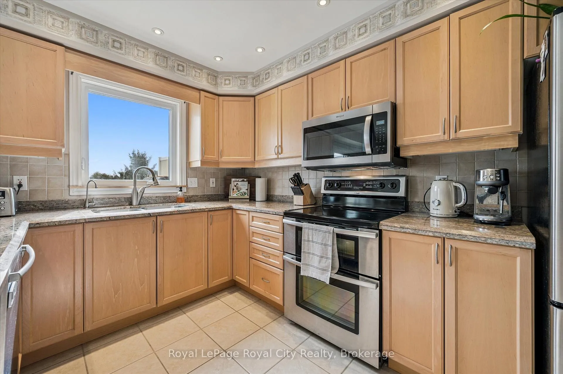 Photo 11 of 87 Law Drive, Guelph, Grange Road — HOMEH