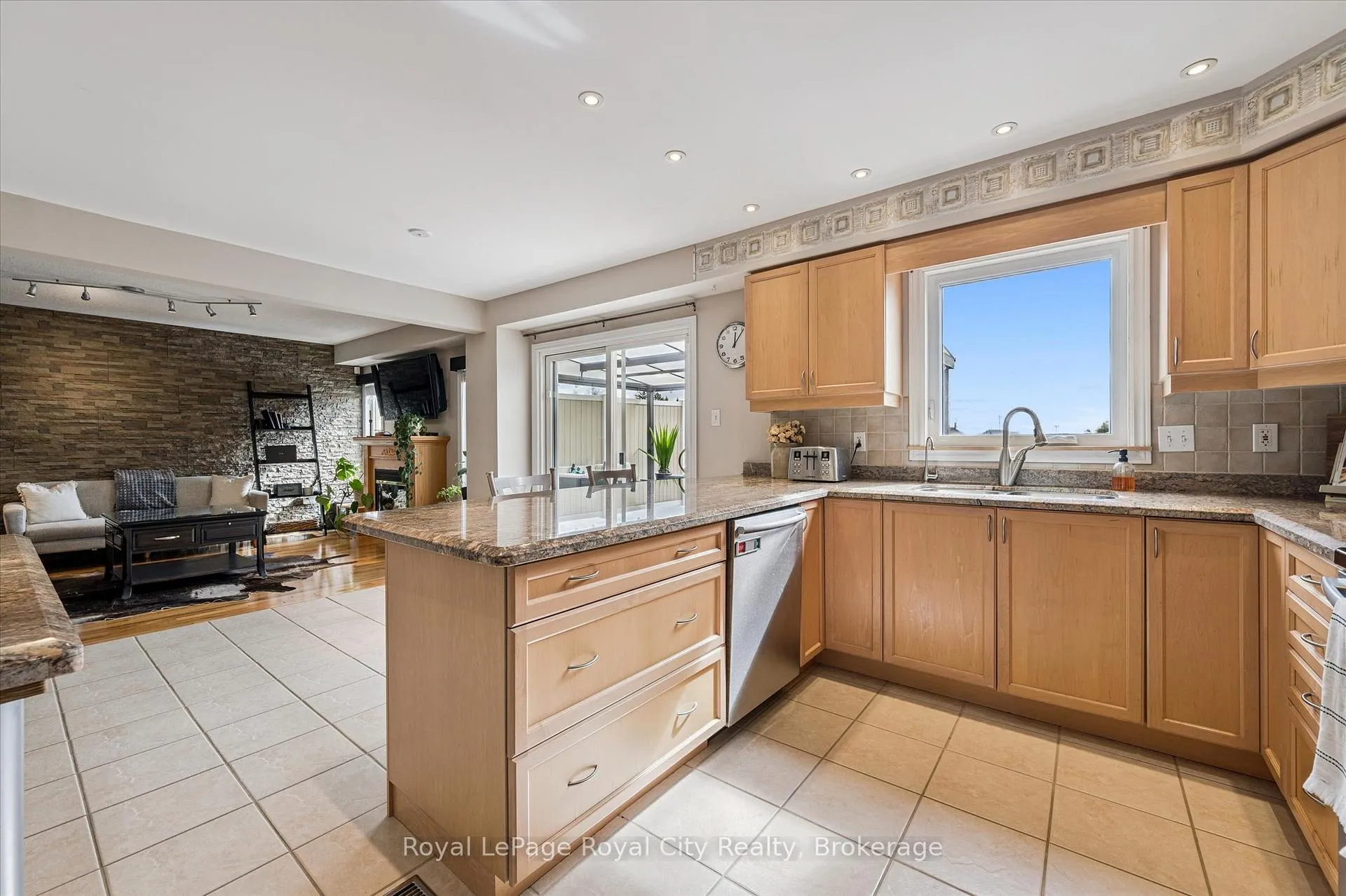 Photo 12 of 87 Law Drive, Guelph, Grange Road — HOMEH